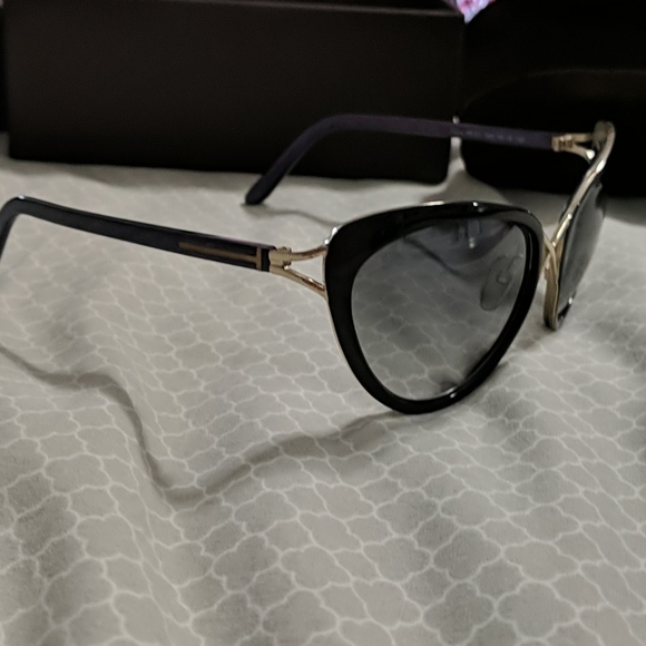 Tom Ford Women's Daria Cat Eye Sunglasses - Picture 3 of 4